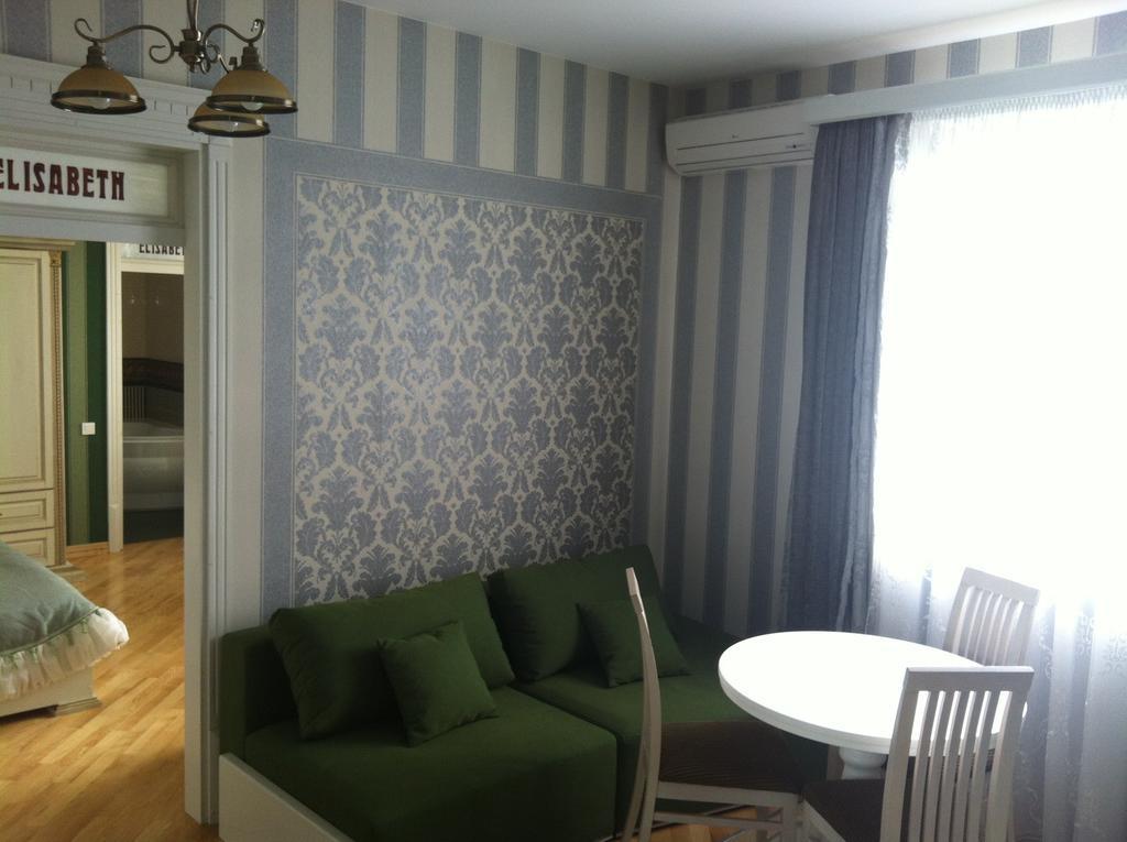 Fontush Boutique Hotel Iwano-Frankiwsk Pokój zdjęcie