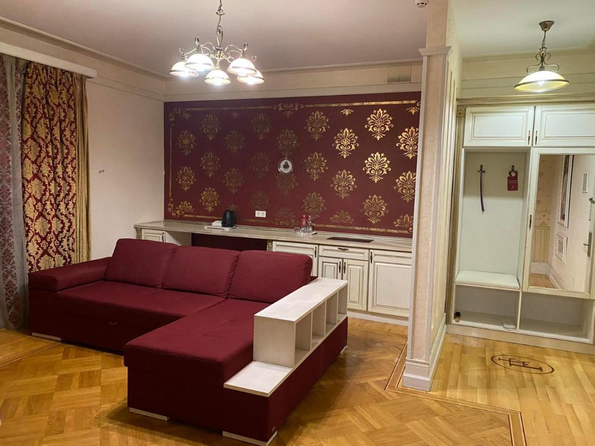 Fontush Boutique Hotel Iwano-Frankiwsk Zewnętrze zdjęcie