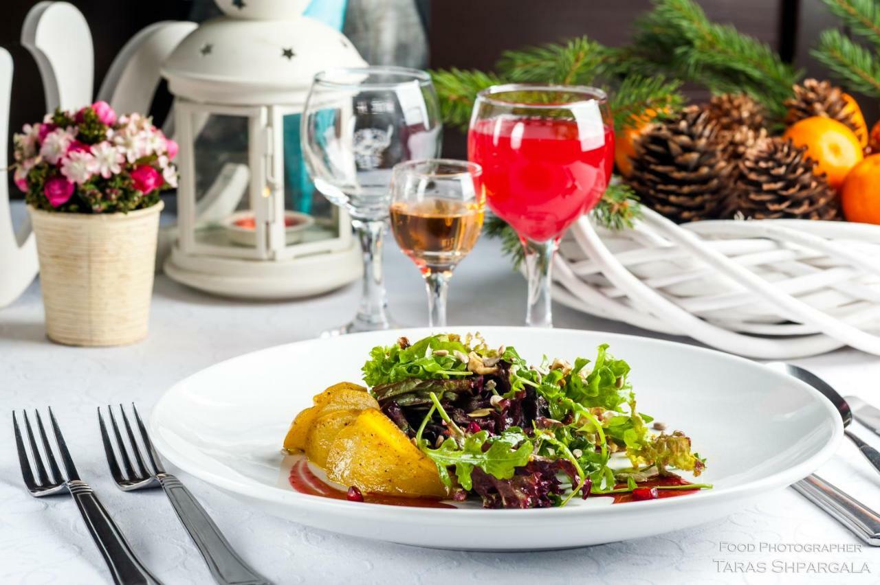 Fontush Boutique Hotel Iwano-Frankiwsk Zewnętrze zdjęcie