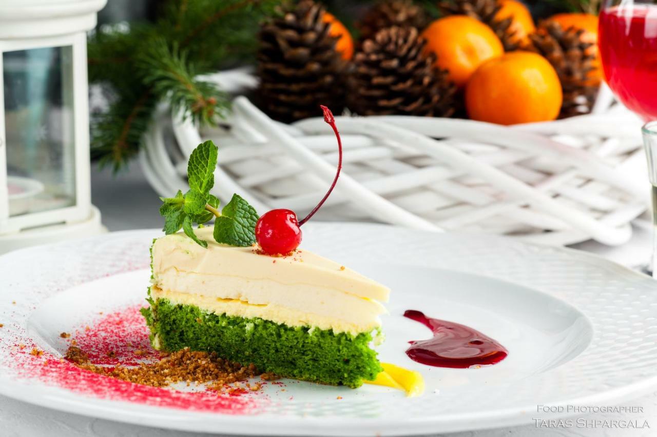 Fontush Boutique Hotel Iwano-Frankiwsk Zewnętrze zdjęcie