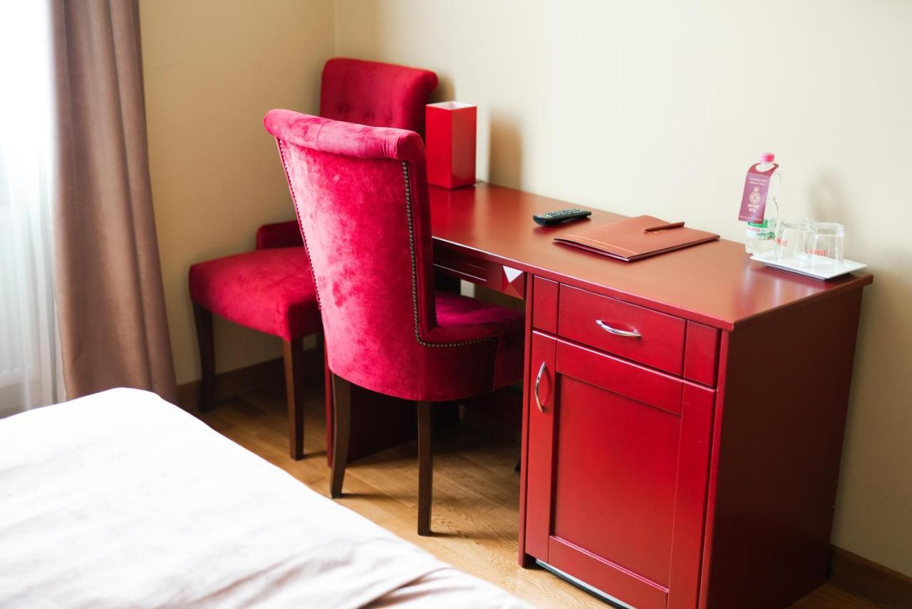 Fontush Boutique Hotel Iwano-Frankiwsk Zewnętrze zdjęcie